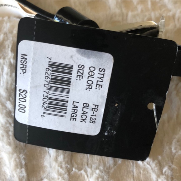 Women’s Black Belt with silver accents. Size L - Picture 5 of 6